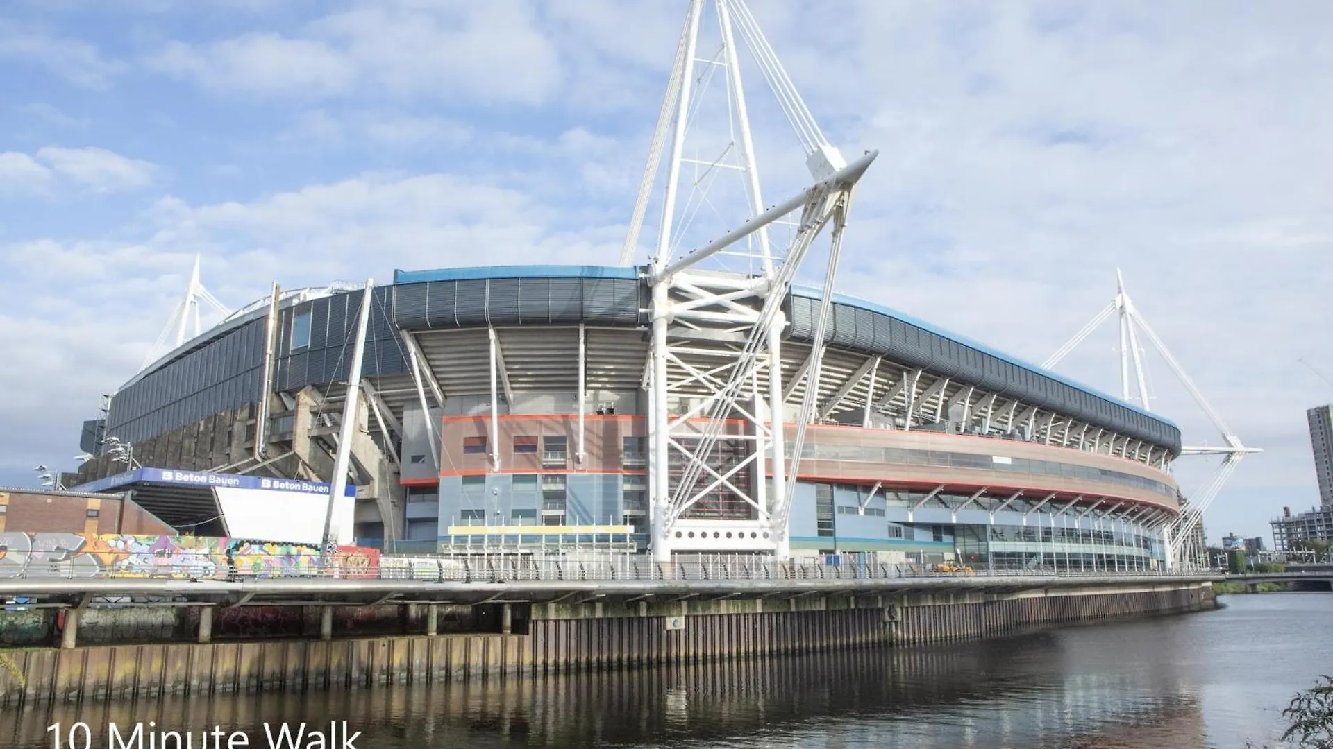 Supervalue Suite 1 - Fast Wifi, Hotel Linen, Keyless Entry, City Only 10 Mins - By Property Promise Cardiff 0*,  Egyesült Királyság